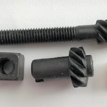 Grandinės įtempėjas TINKANTIS HUSQVARNAI 545, 550XP, 560, 2253