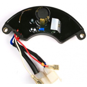 ĮTAMPOS REGULIATORIUS AVR AVR 7kW 680uF 450V 3 FAZIU GENERATORIAMS