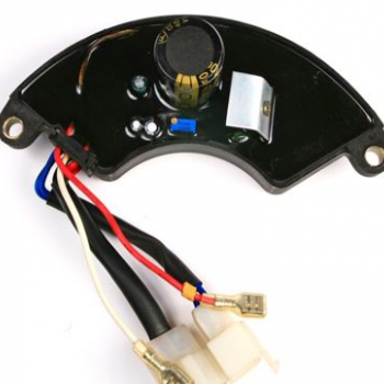 ĮTAMPOS REGULIATORIUS AVR AVR 7kW 680uF 450V 3 FAZIU GENERATORIAMS